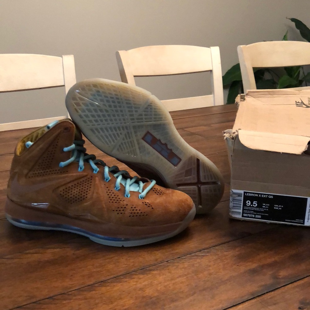 WORN ONCE! Hazelnut Lebron X